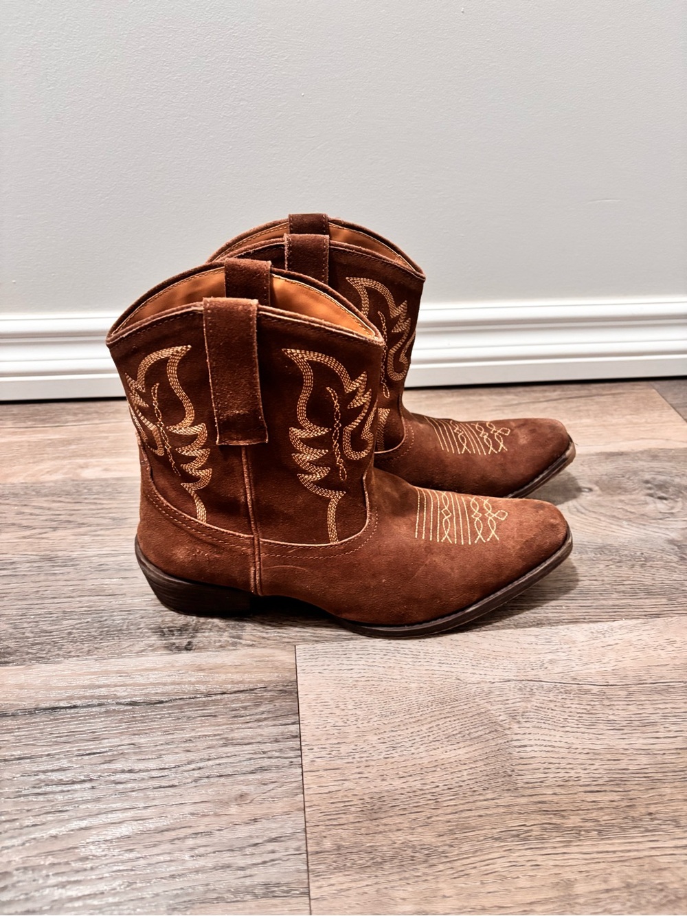 Roper Brown Suede Western Ankle Boots